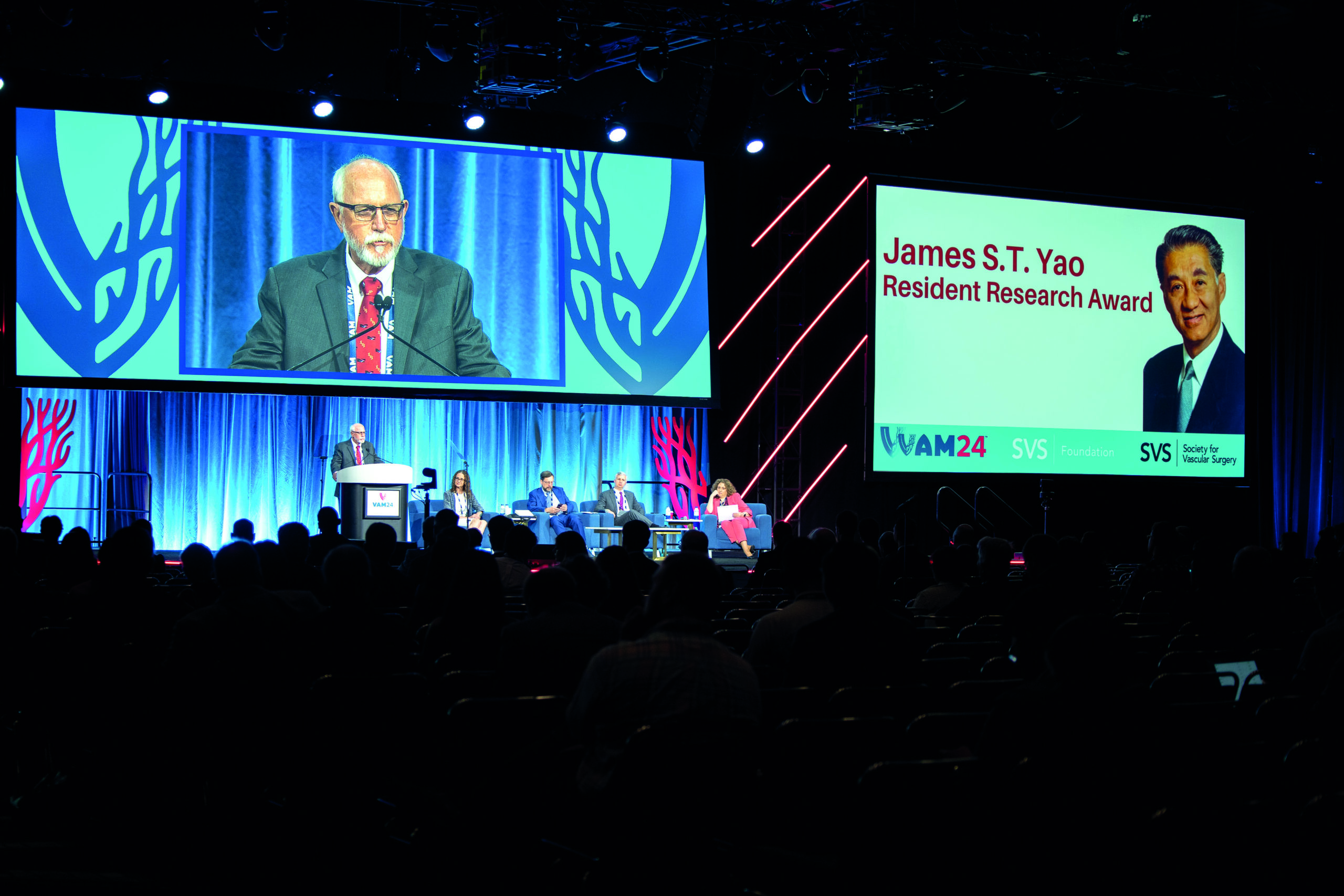 Applications open for 2025 James S.T. Yao Resident Research Award