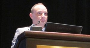 Residents, postop complications linked