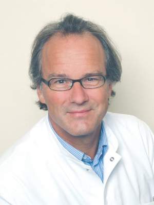 Commentary: Should board exams include a technical skill assessment? A European perspective