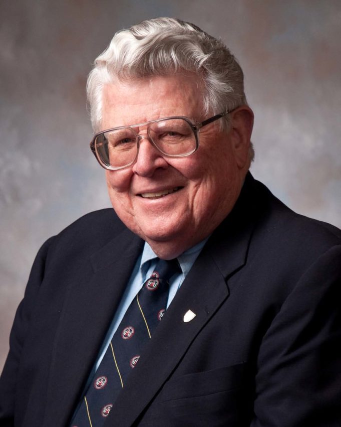 Vietnam War-era vascular trauma pioneer honored by department he founded