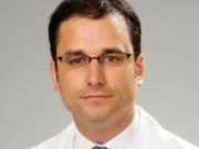 SCVS 2025: Multicenter data show favorable role for FEVAR over chimney grafts