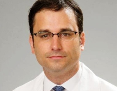 SCVS 2025: Multicenter data show favorable role for FEVAR over chimney grafts