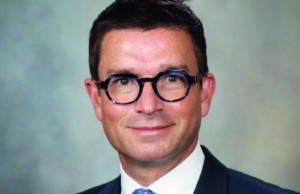 F/BEVAR review reveals less than 20% of patients suffered intraoperative adverse event