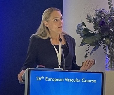 STEVECO trial calls into question randomization in the venous stenting field STEVECO