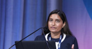 Significant life and limb gains for claudicants who stop smoking before lower-extremity bypass