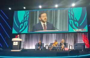 Smoking cessation remains a ‘ripe target’ for improved medication adherence in carotid disease