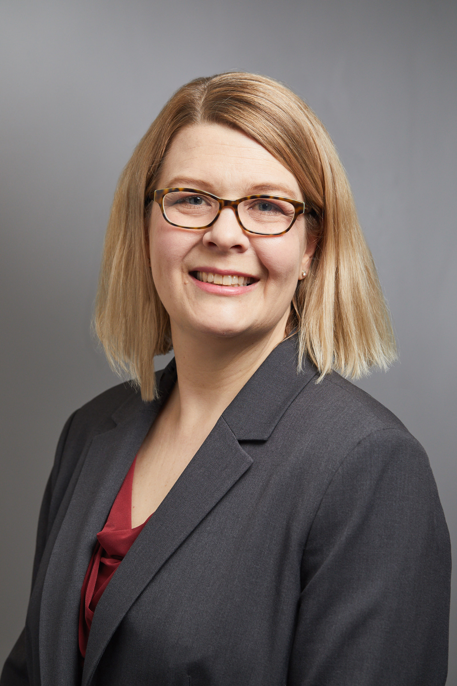 Progress with limits: Female surgeons still face uneven playing field